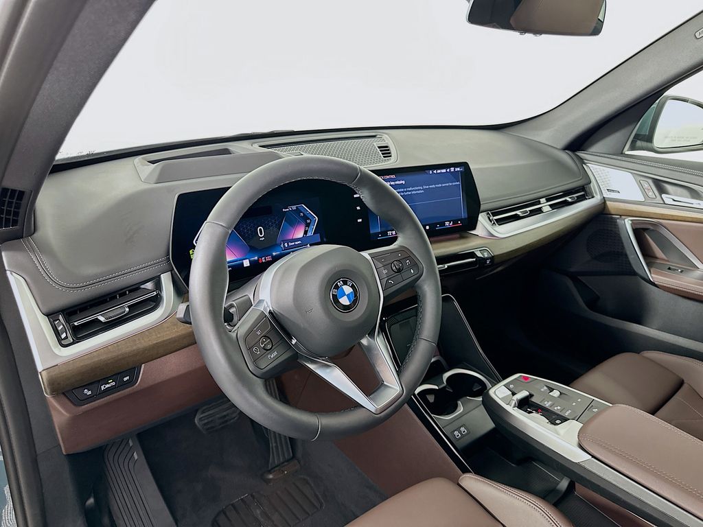 Thumbnail: 2025 BMW X1 - 9