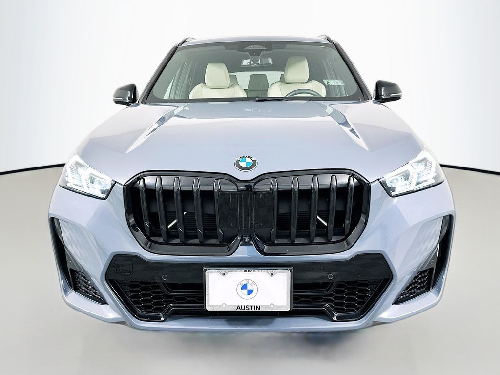 Thumbnail: 2023 BMW X1 - 2