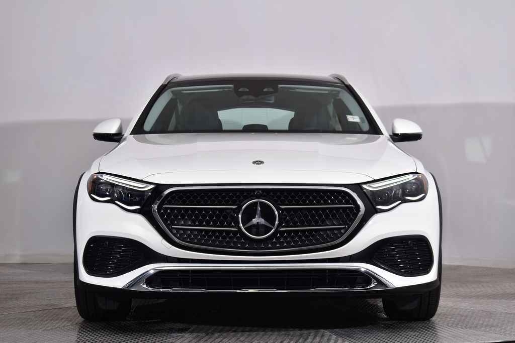 Thumbnail: 2025 Mercedes-Benz E-Class - 8