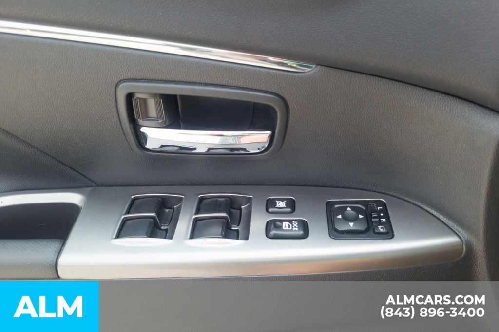Used 2024 Blue Mitsubishi 2.0 SE image 14