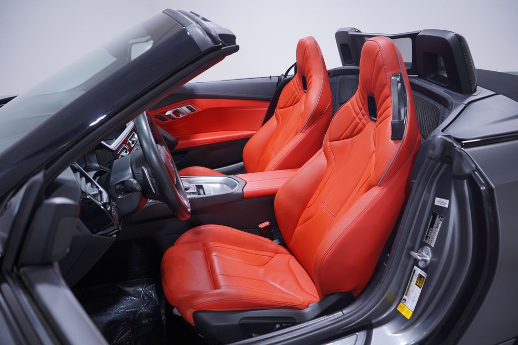 Thumbnail: 2021 BMW Z4 - 11