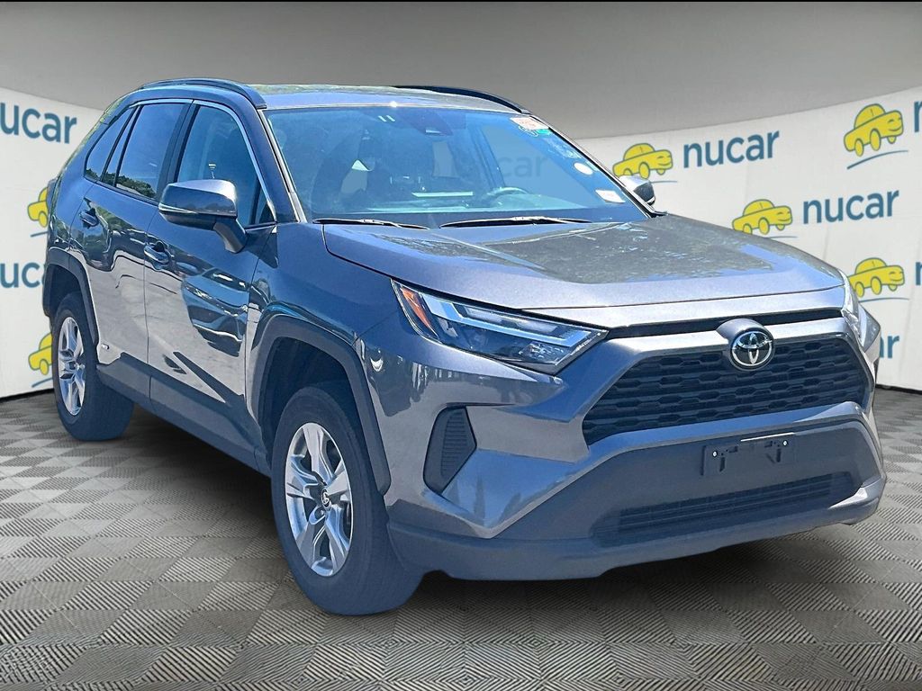 2025 Toyota RAV4 Hybrid — photo 1