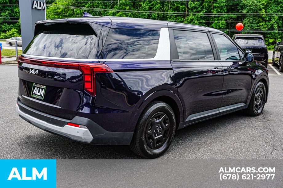 2025 Kia Carnival LXS - Photo 6