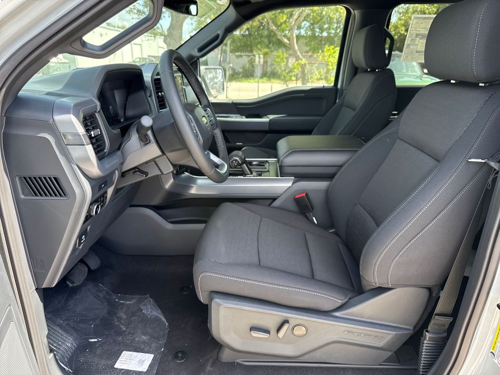 New 2026 White Ford XLT image 20