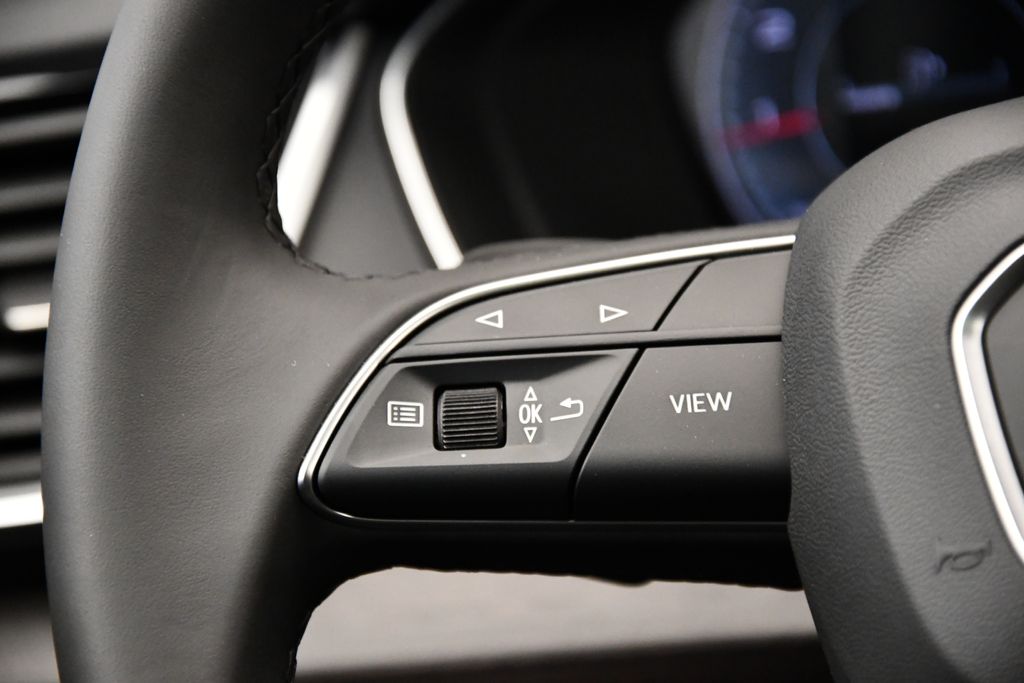 Thumbnail: 2025 Audi Q5 - 24