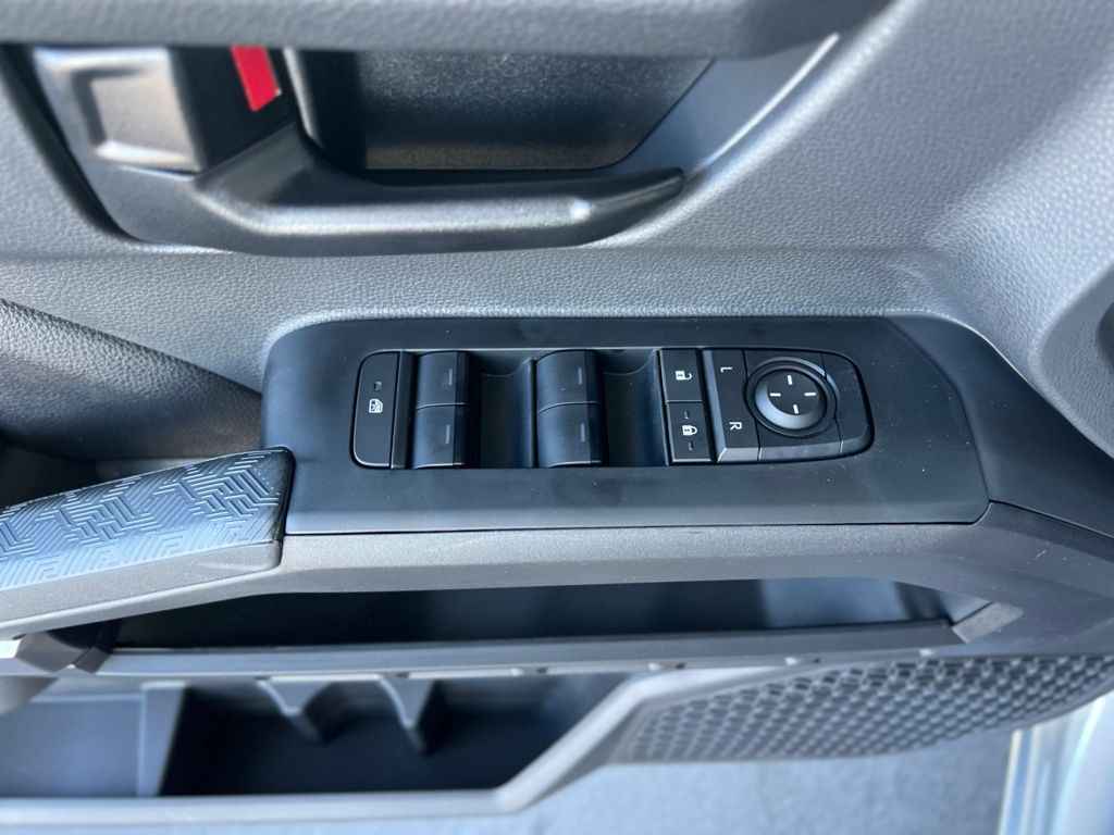 2025 Toyota Tacoma SR5 Double Cab photo 22