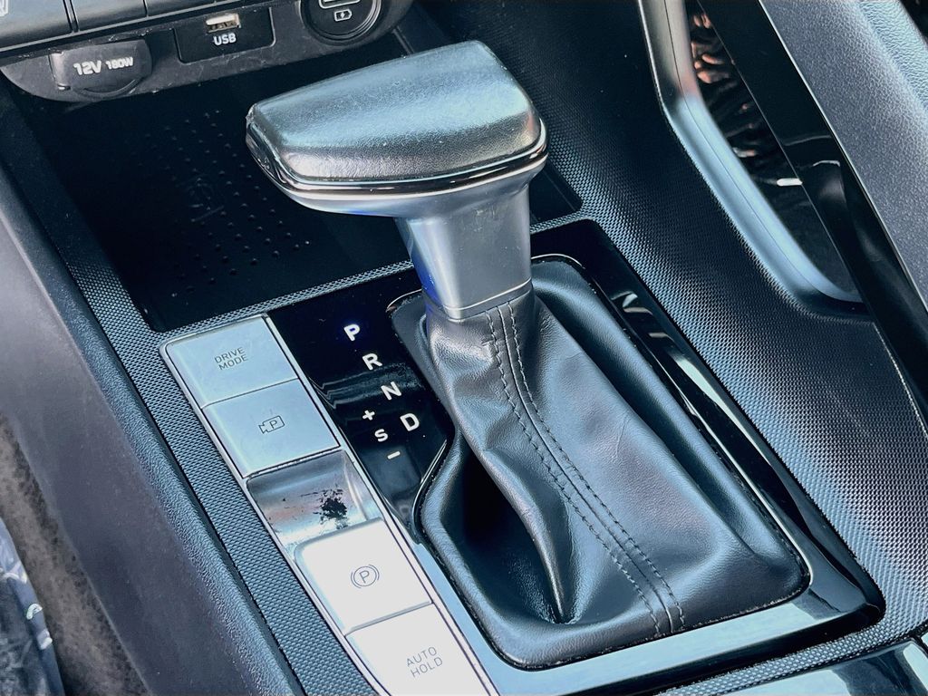 2023 Hyundai Elantra SEL Black at Monument Chevrolet