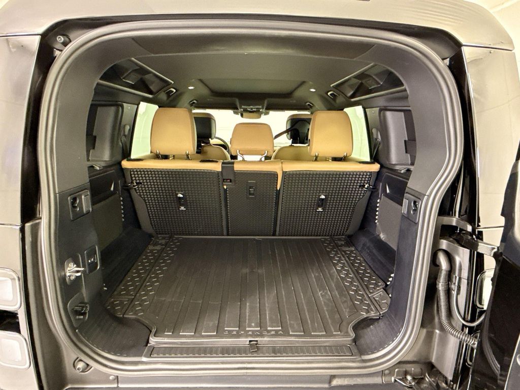 Thumbnail: 2026 Land Rover Defender - 27