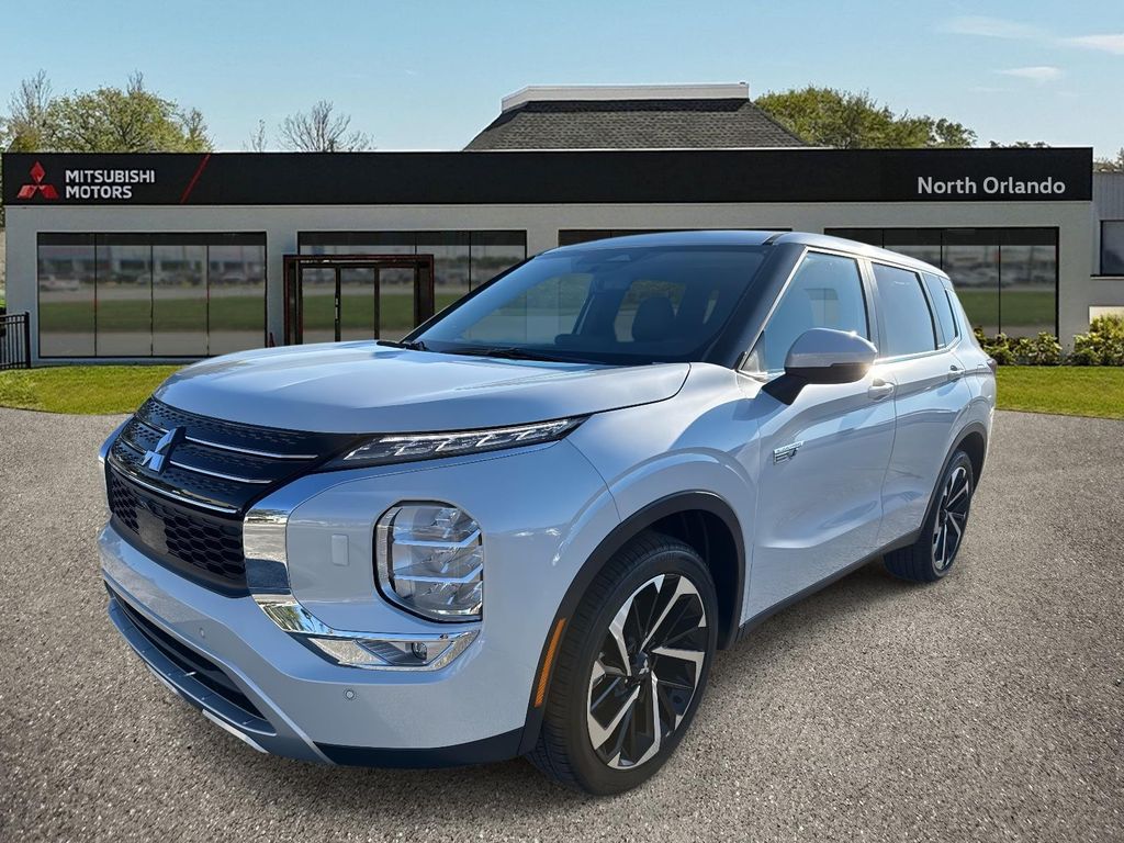 2025 Mitsubishi Outlander PHEV SE