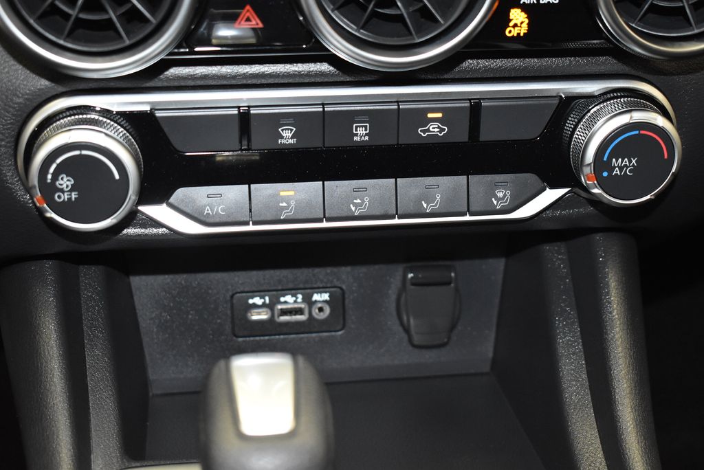 2023 Nissan Sentra SV 20