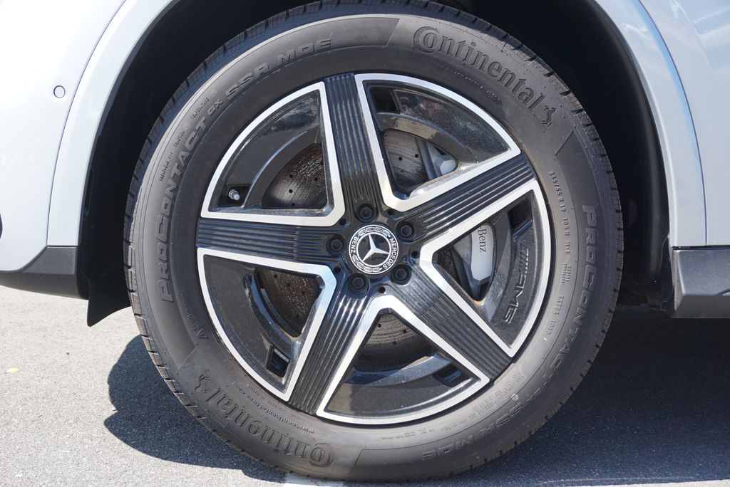 Thumbnail: 2025 Mercedes-Benz GLC - 19