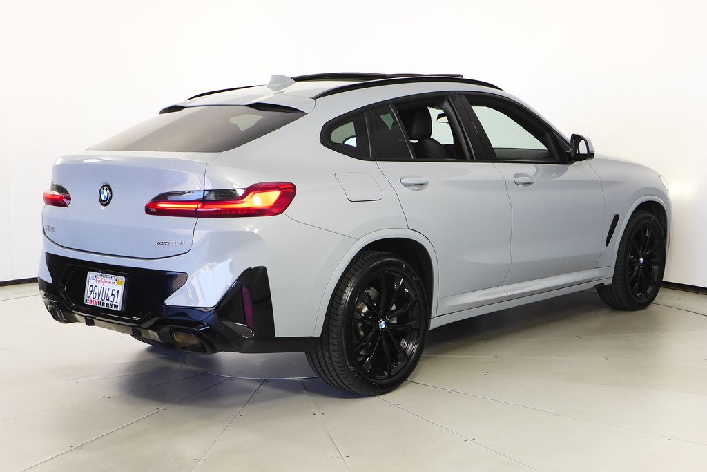 Thumbnail: 2023 BMW X4 - 7