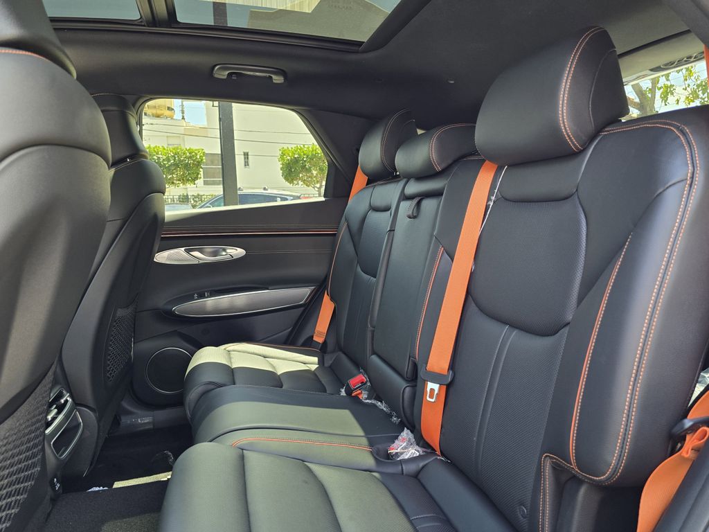 2026 GENESIS GV70 Sport Advanced - Photo 12