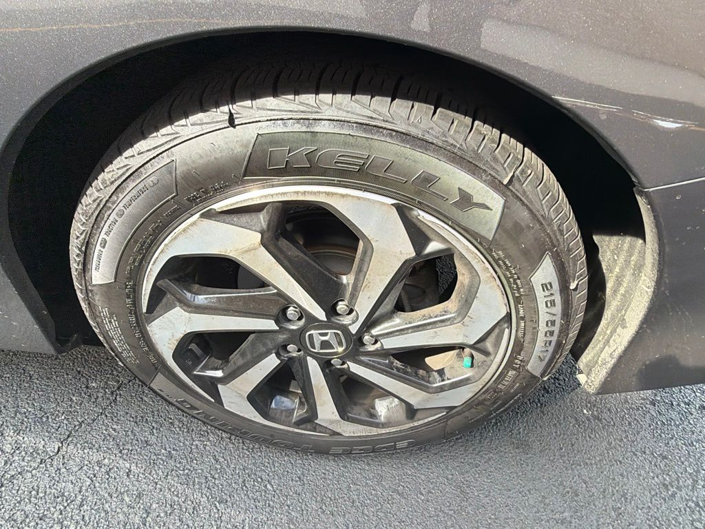 Used 2017 Gray Honda EX-L image 13