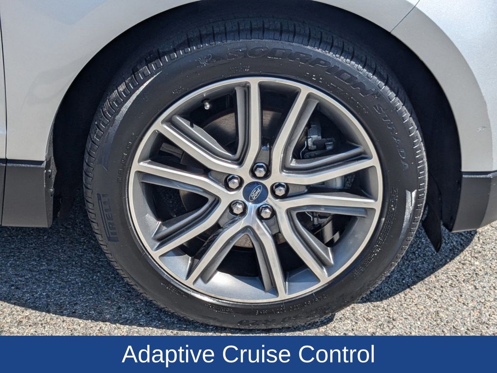 2019 Ford Edge Titanium