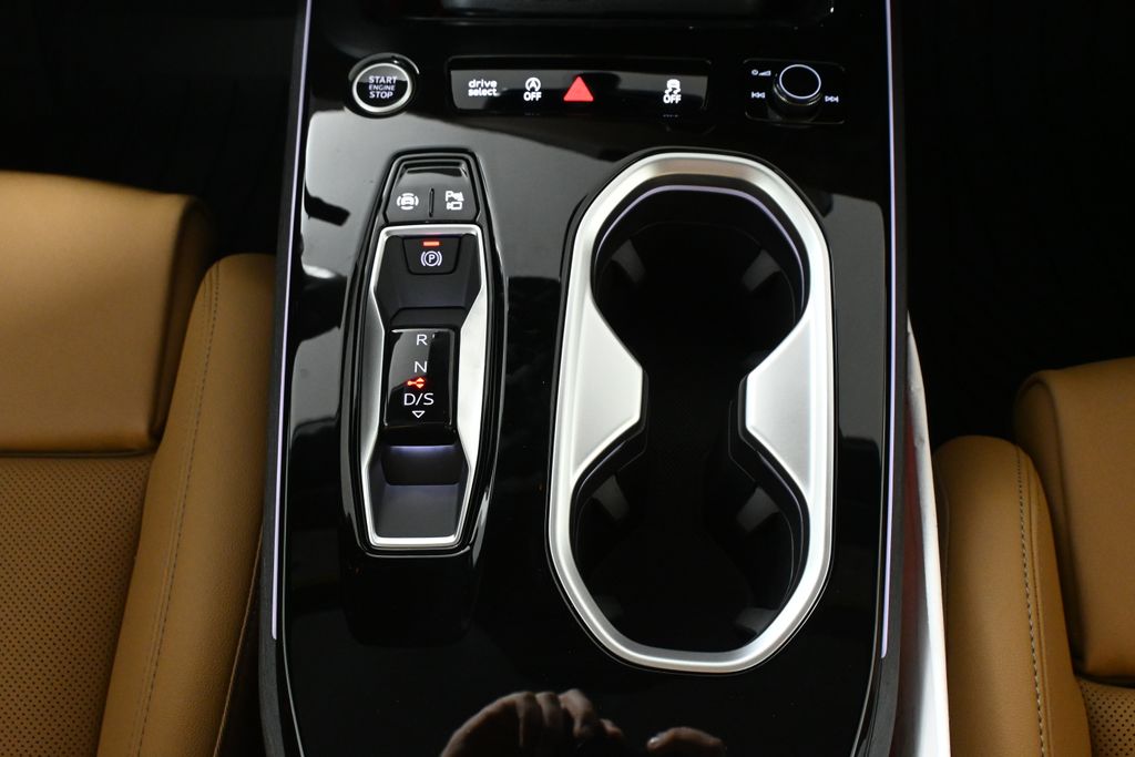 Thumbnail: 2026 Audi A6 - 22