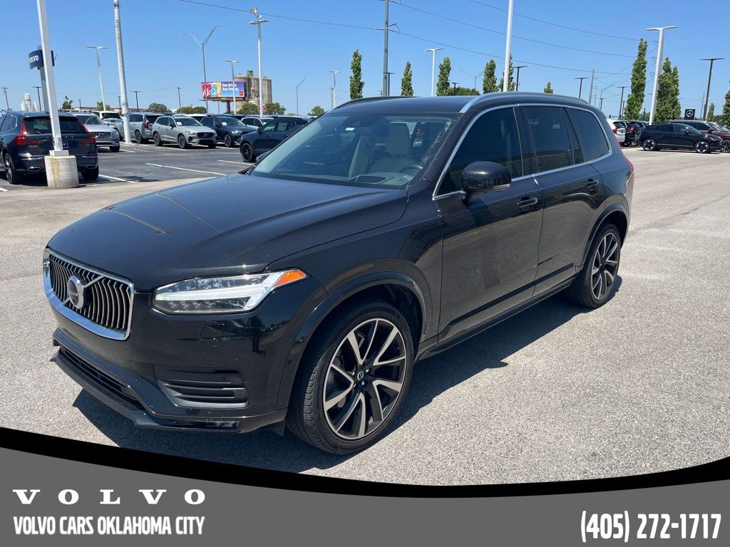 2020 Volvo XC90 T6 Momentum