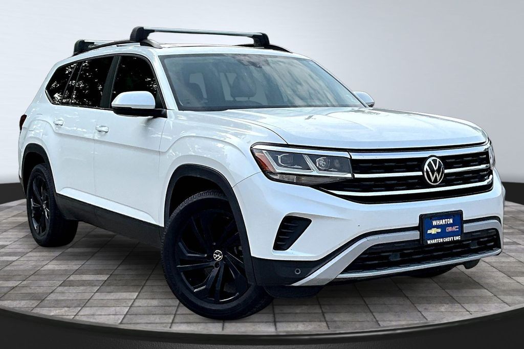 2021 Volkswagen Atlas 3.6L V6 SE w/Technology White at DeMontrond Auto Country