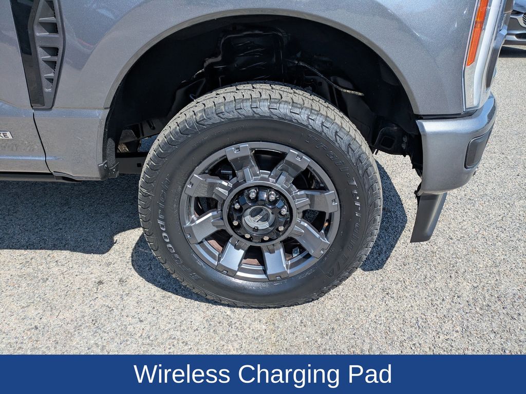 2023 Ford F-350 Super Duty LARIAT