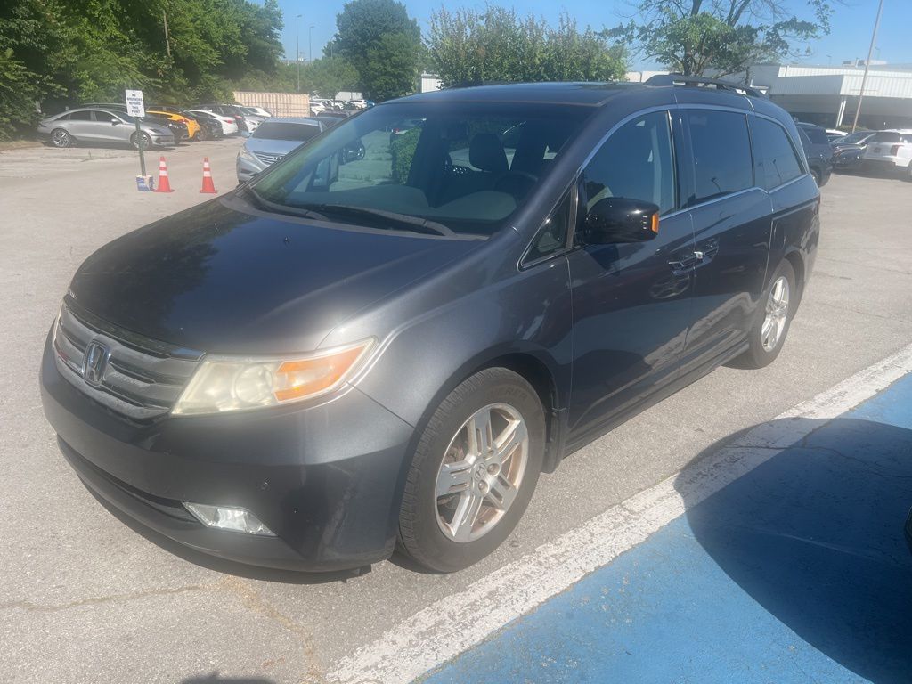 2012 Honda Odyssey Touring's photo
