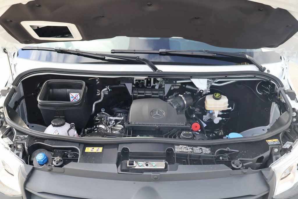 Thumbnail: 2026 Mercedes-Benz Sprinter - 9