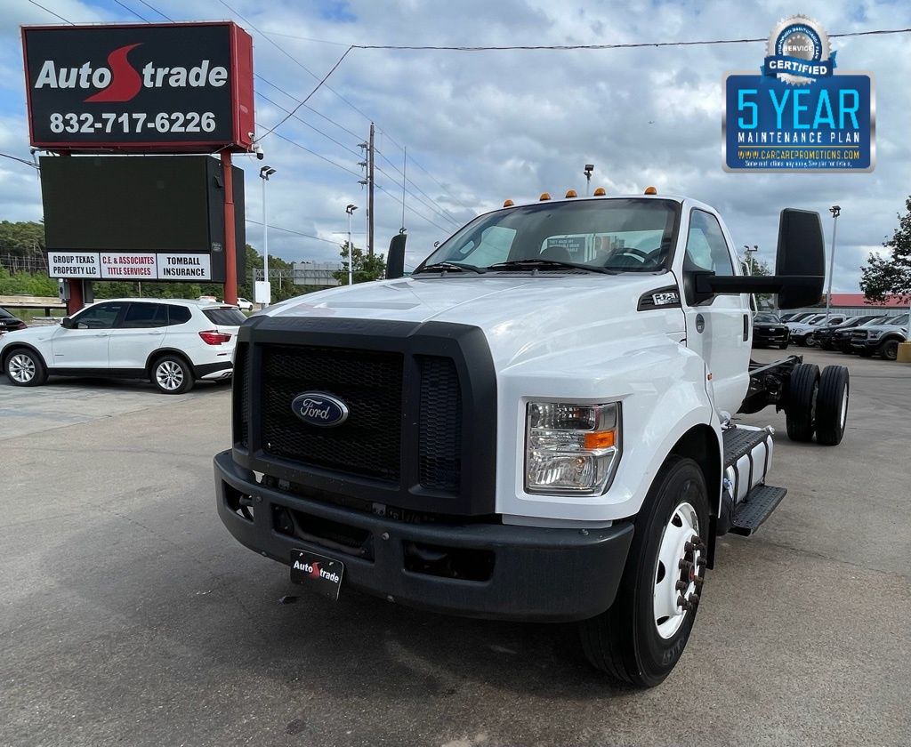 2018 Ford F-750SD Base White at Sterling McCall Nissan