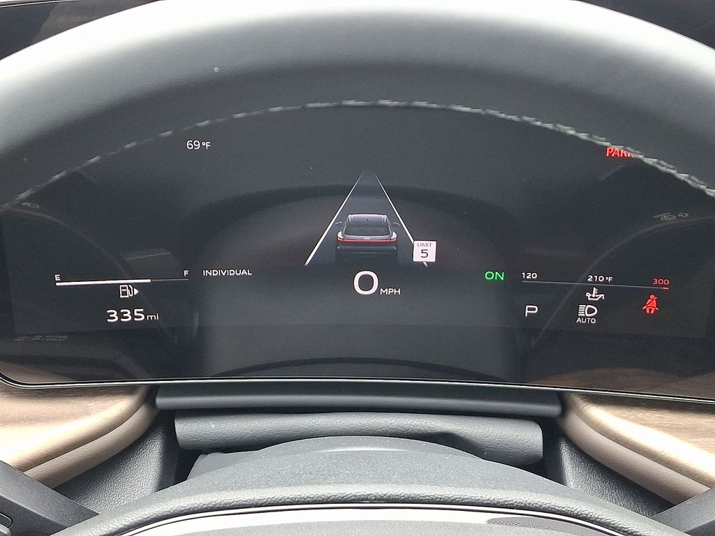 Thumbnail: 2025 Audi Q5 - 21