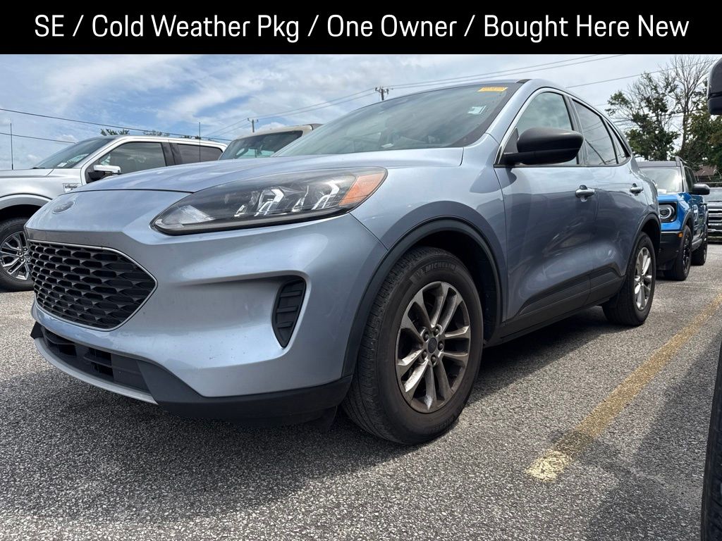 Iced Blue Silver Metallic 2022 Ford Escape SUV / Crossover Front-Wheel Drive 8-Speed Automatic