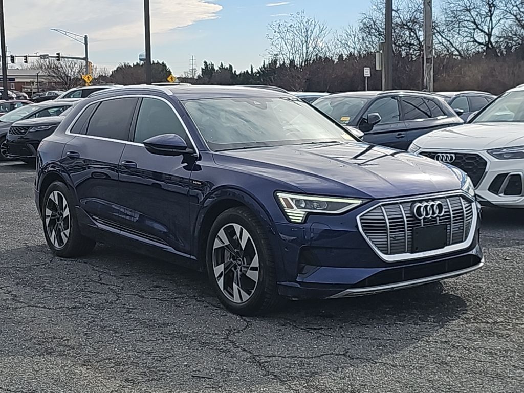 2022 Audi e-tron Premium Plus quattro AWD