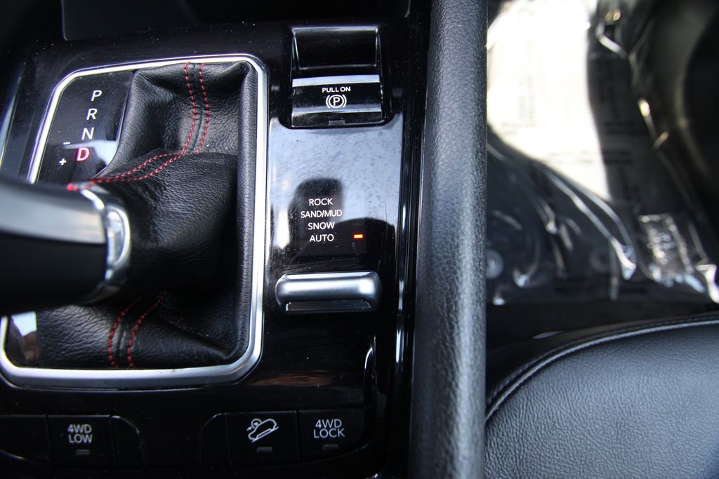 Used 2025 Jeep Compass SUV