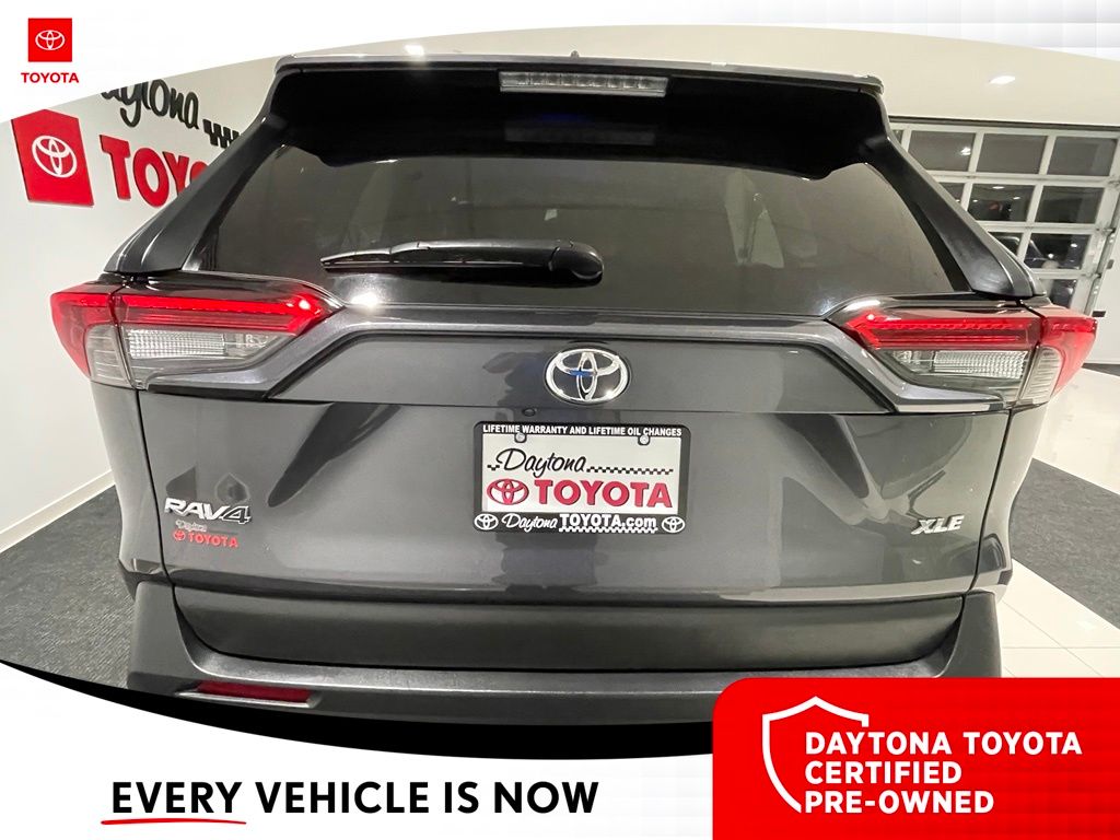 2024 Toyota RAV4 XLE Premium - Photo 11