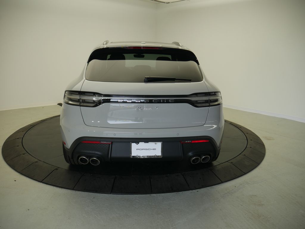 Thumbnail: 2026 Porsche Macan - 6