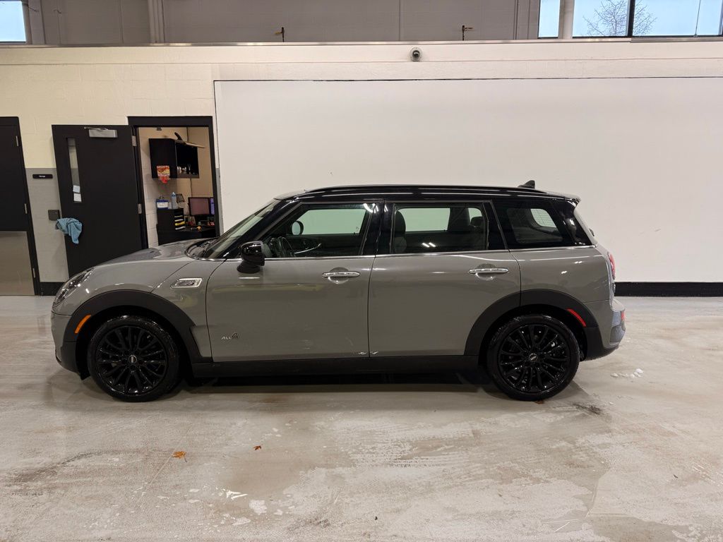 Thumbnail: 2023 MINI Cooper Clubman - 2