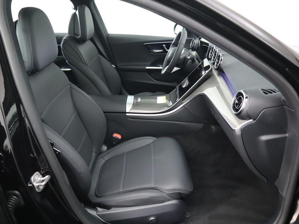 Thumbnail: 2025 Mercedes-Benz C-Class - 21