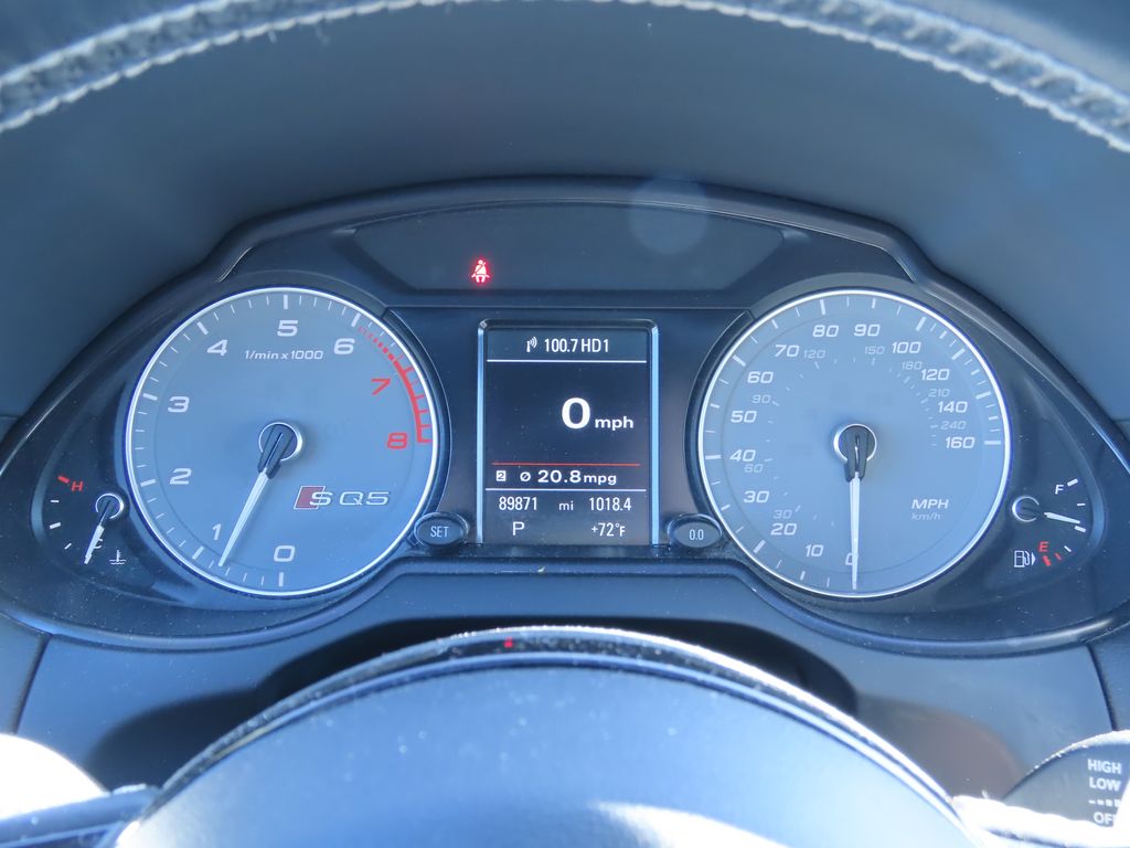 Thumbnail: 2015 Audi SQ5 - 19