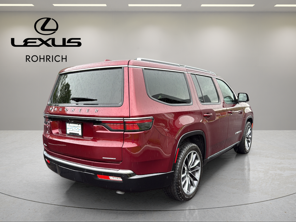 2022 Jeep Wagoneer