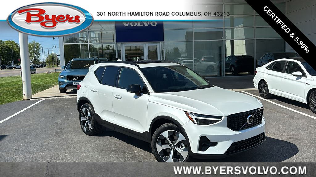 Crystal White 2026 Volvo XC40 SUV / Crossover All-Wheel Drive Automatic