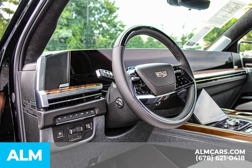 Used 2026 Black Cadillac Platinum Sport image 32