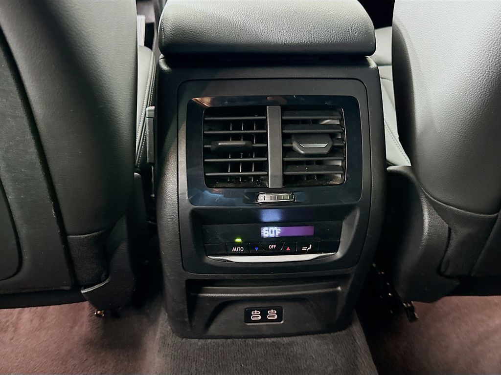 Thumbnail: 2022 BMW X3 - 25