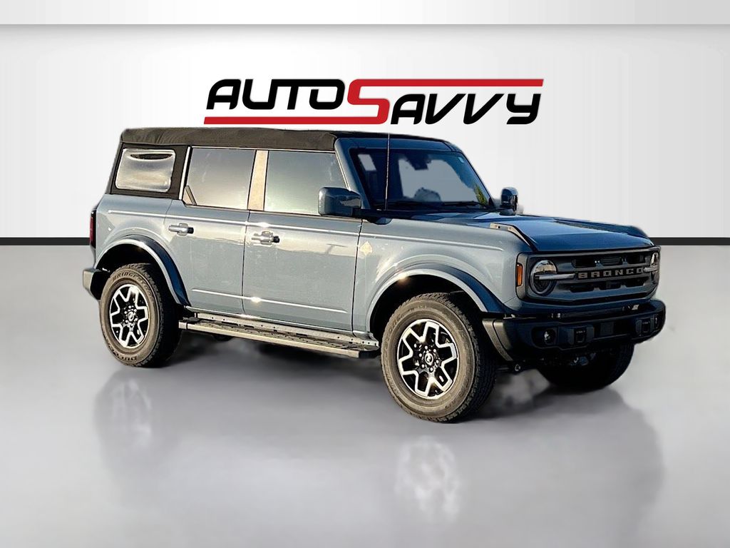 2024 Ford Bronco Outer Banks 4x4's photo