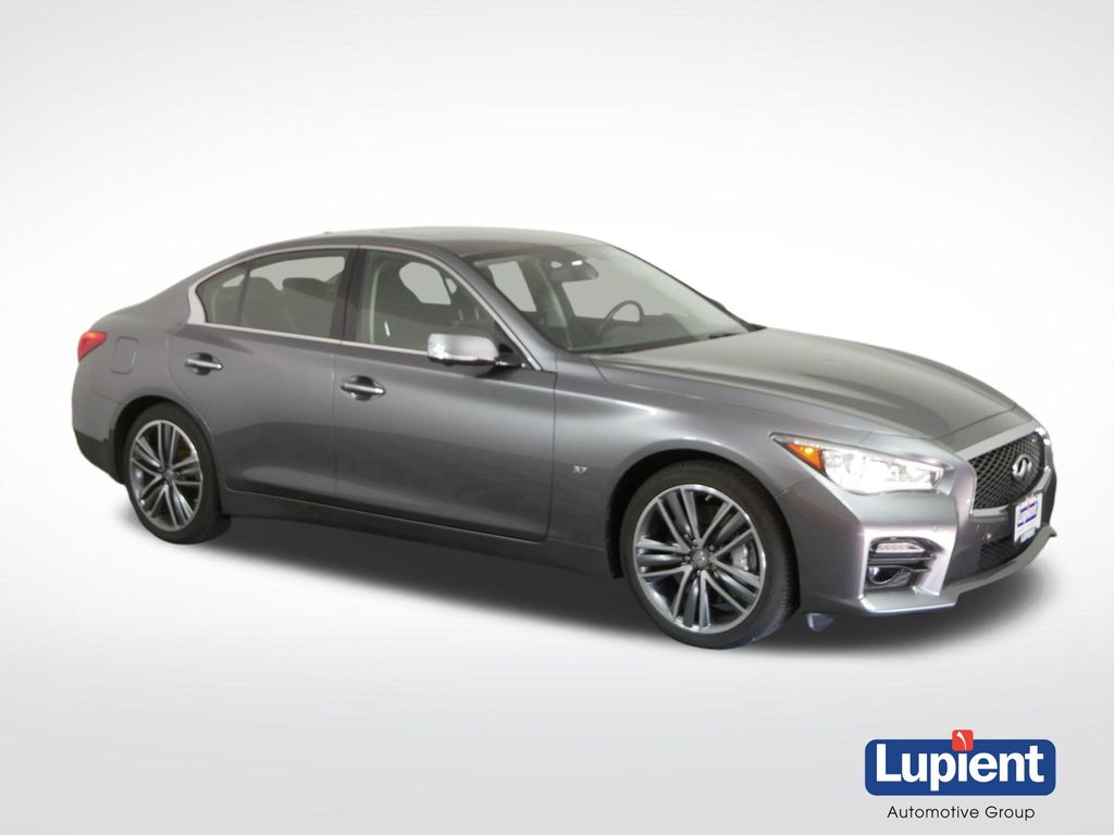 2015 INFINITI Q50 3.7 Sport AWD