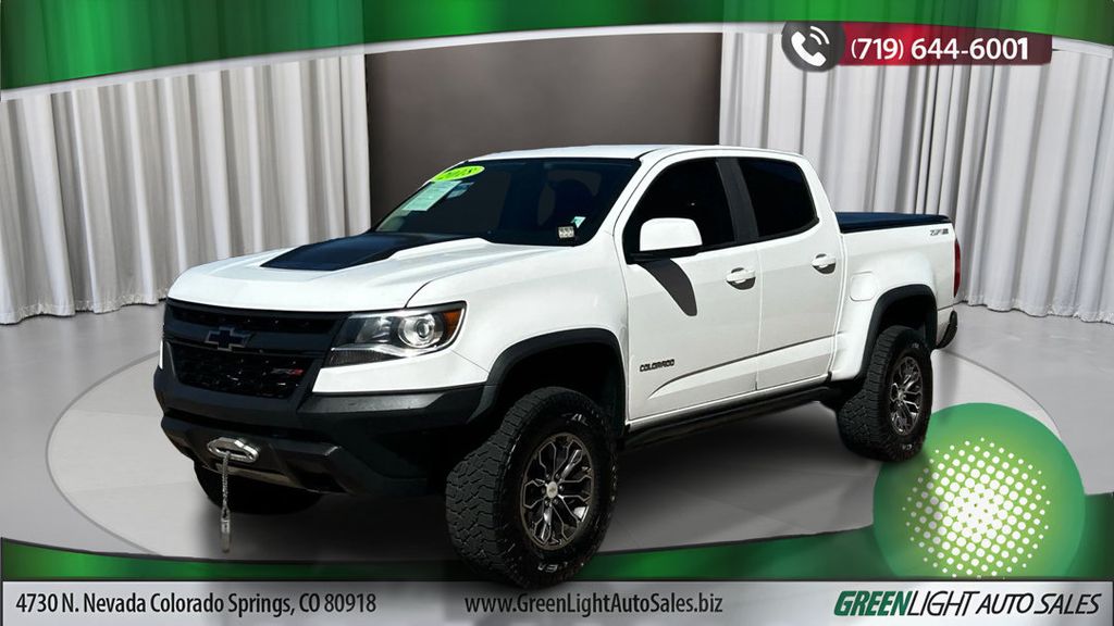 Summit White 2018 Chevrolet Colorado Pickup Truck Four-Wheel Drive 8-Speed Automatic