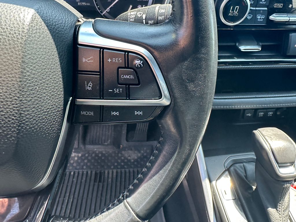 2021 Toyota Highlander XSE