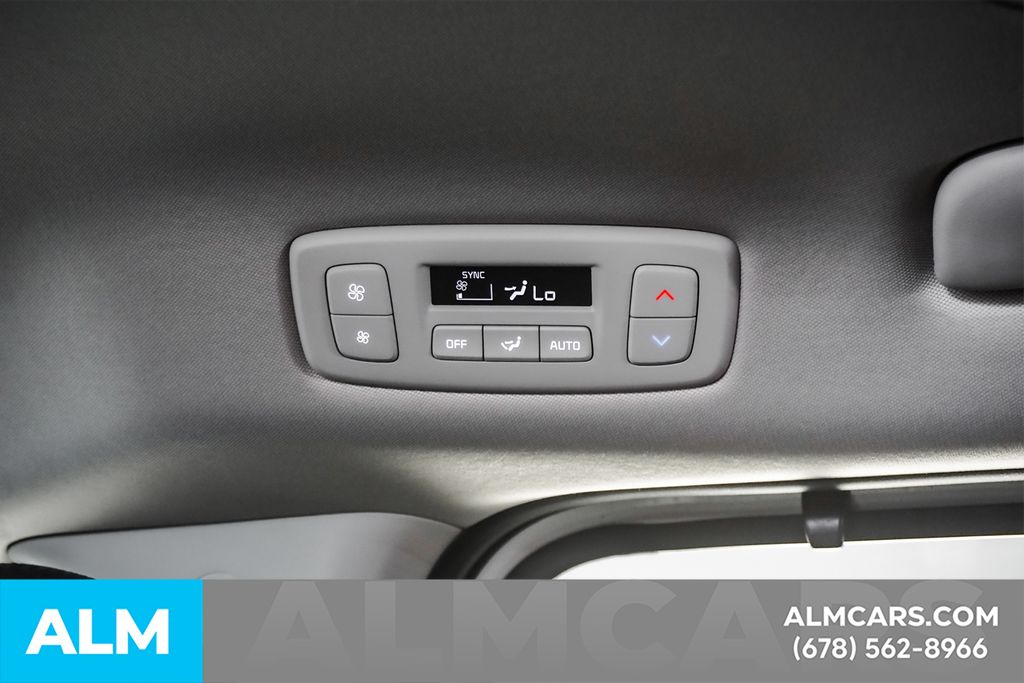 Used 2025 White Kia SX Prestige image 59