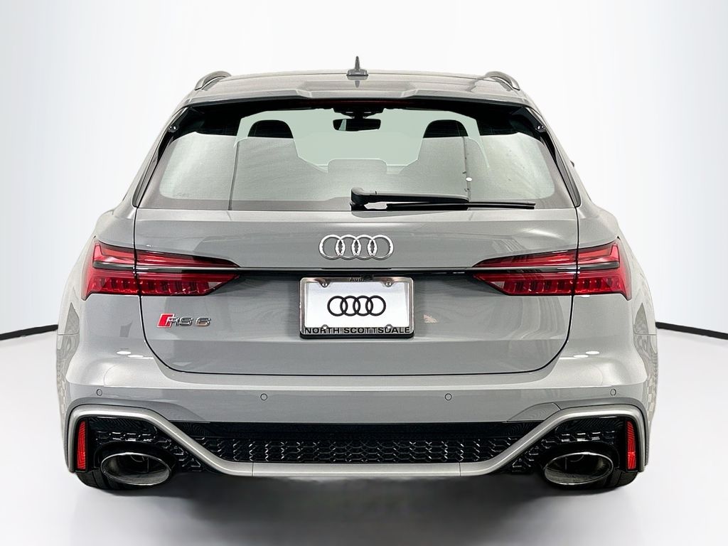 Thumbnail: 2026 Audi RS 6 - 6