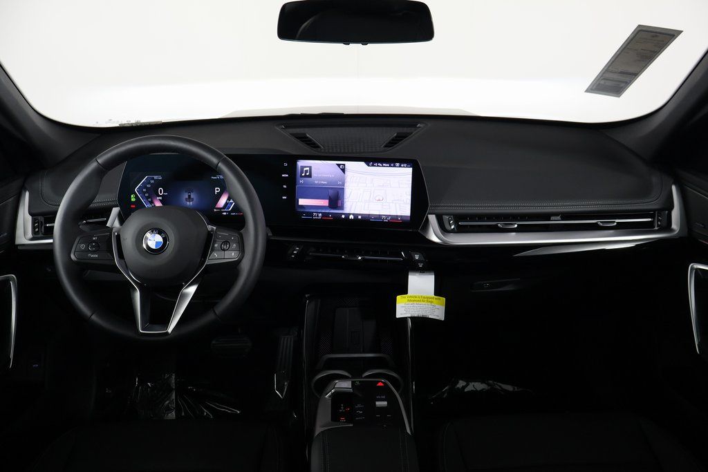 Thumbnail: 2026 BMW X1 - 4