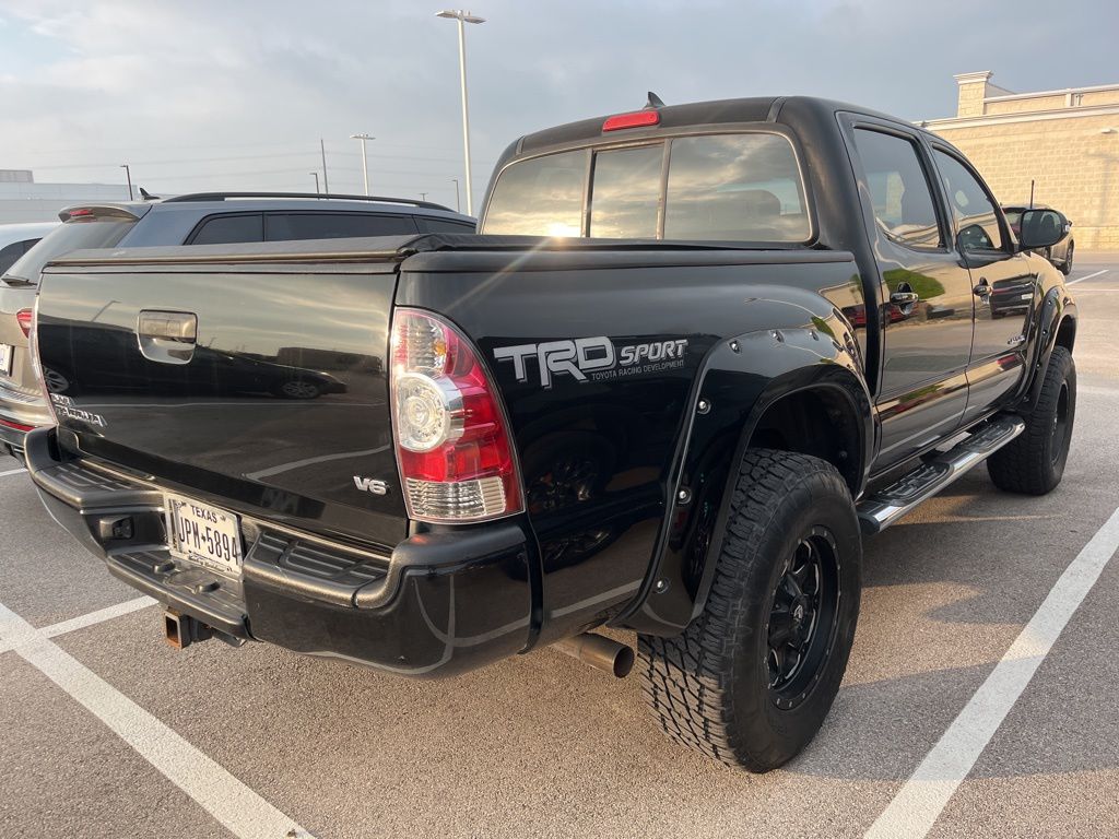 Thumbnail: 2014 Toyota Tacoma - 3