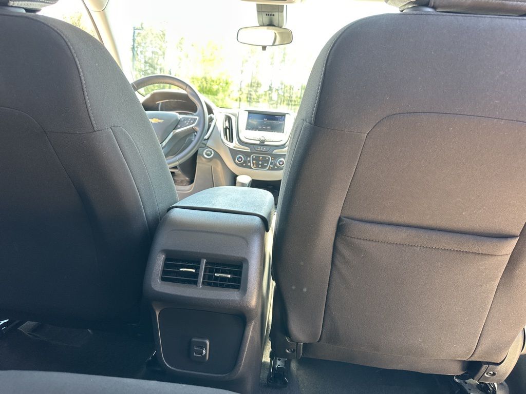 2024 Sterling Gray Metallic Chevrolet Equinox LT FWD SUV