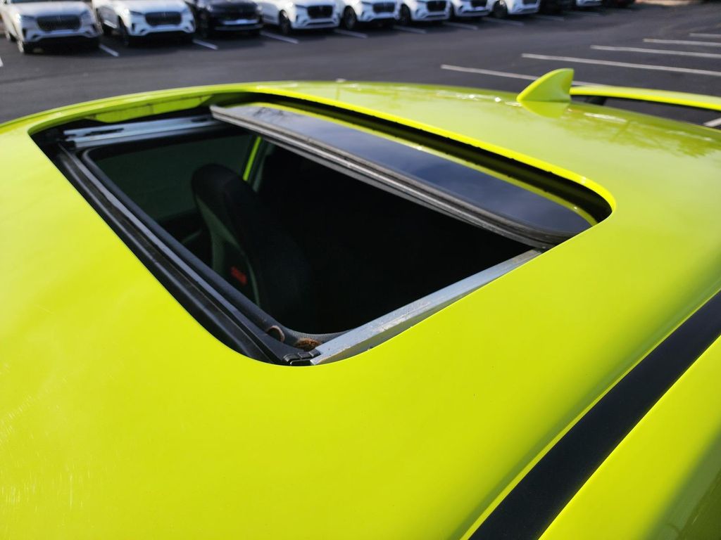 Certified Used 2019 Yellow Honda Si image 4