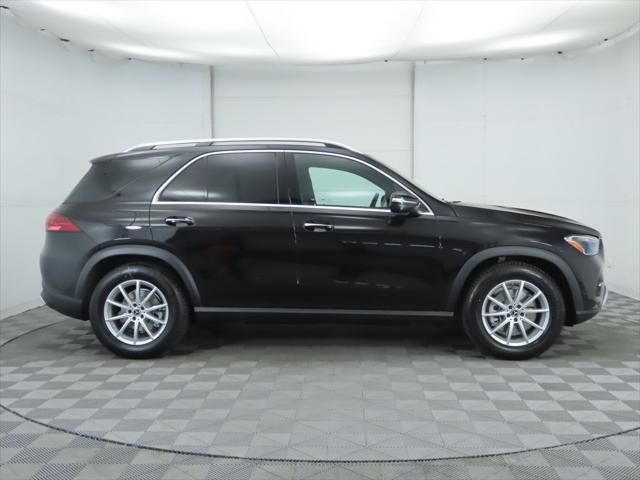 Thumbnail: 2026 Mercedes-Benz GLE - 4